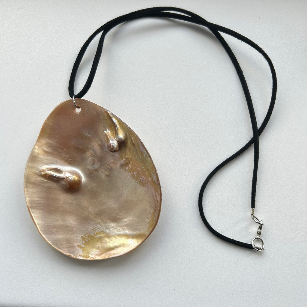 bundle of jewellery for liv.