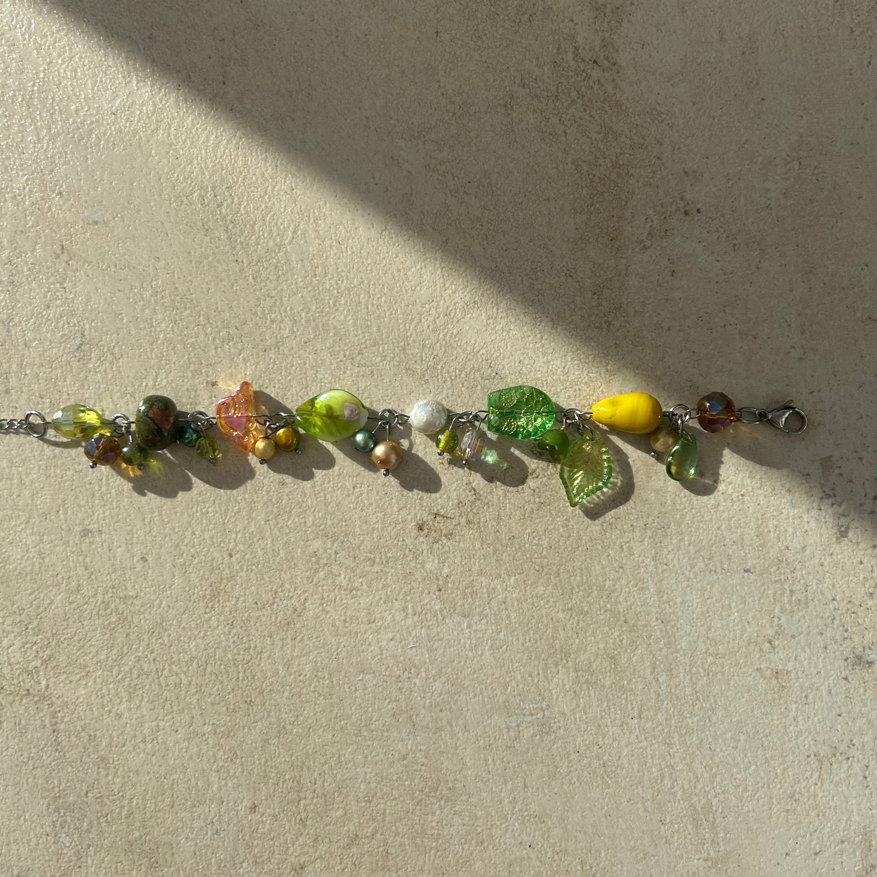 spring 2.0 glass cluster bracelet