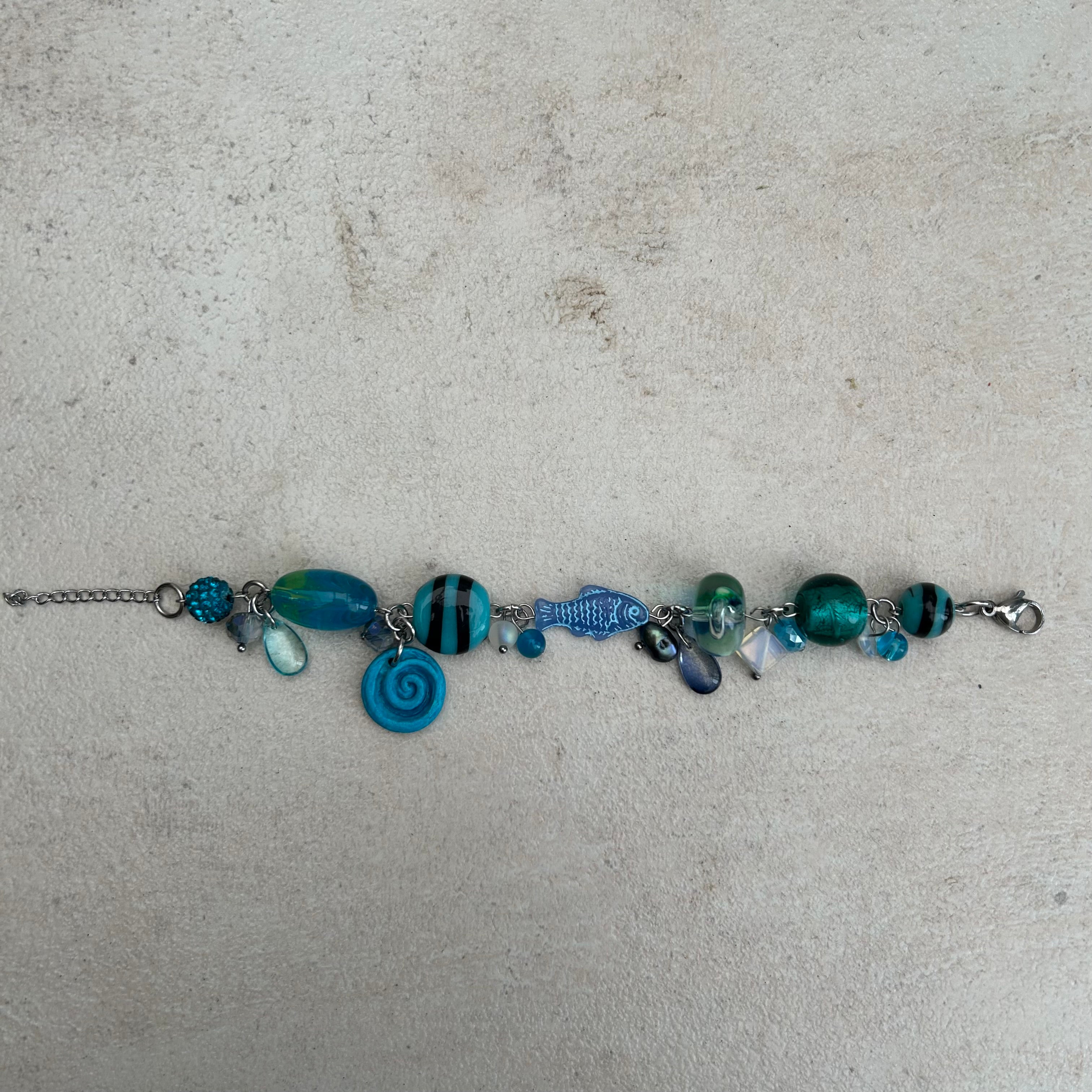 Blue fish cluster bracelet