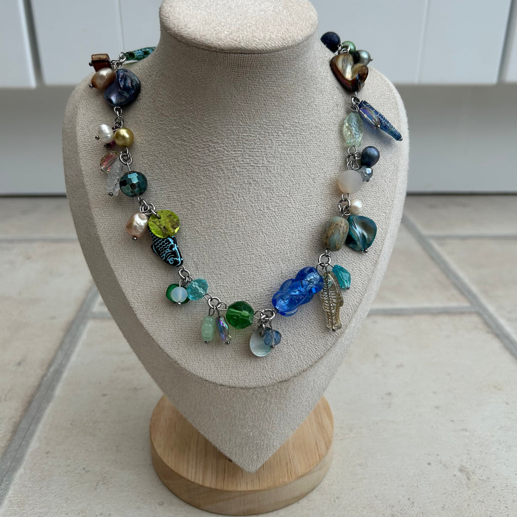 "Bella" fish cluster necklace