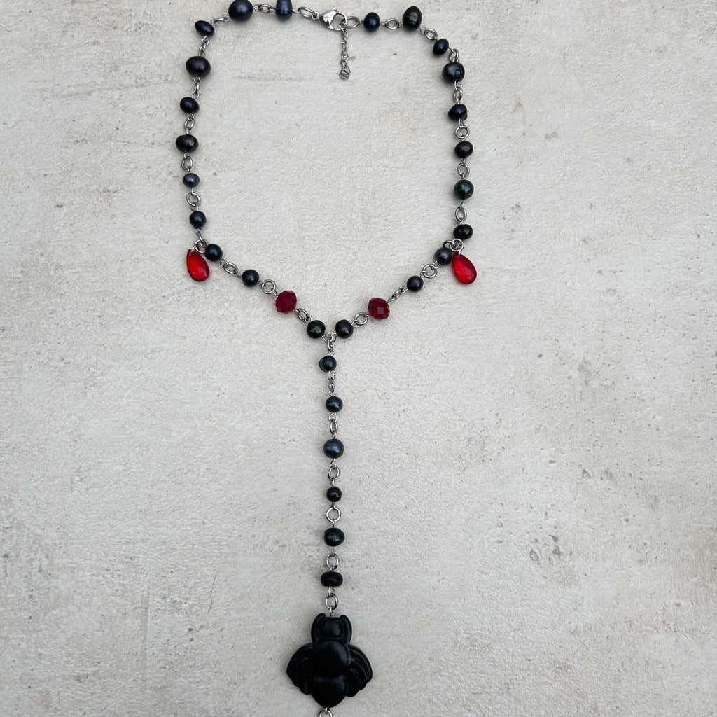 "Taron" spider necklace