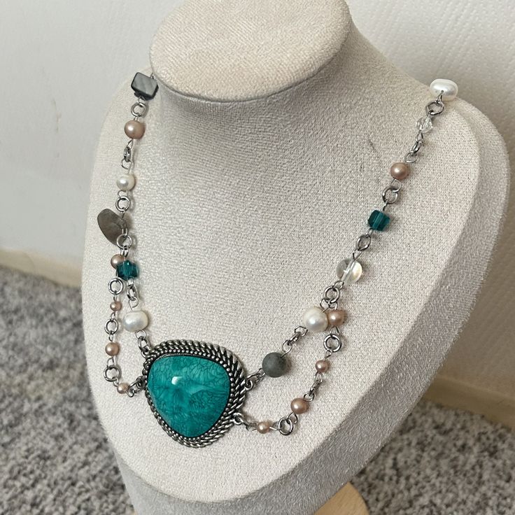 Bridgerton inspired style pendant necklace